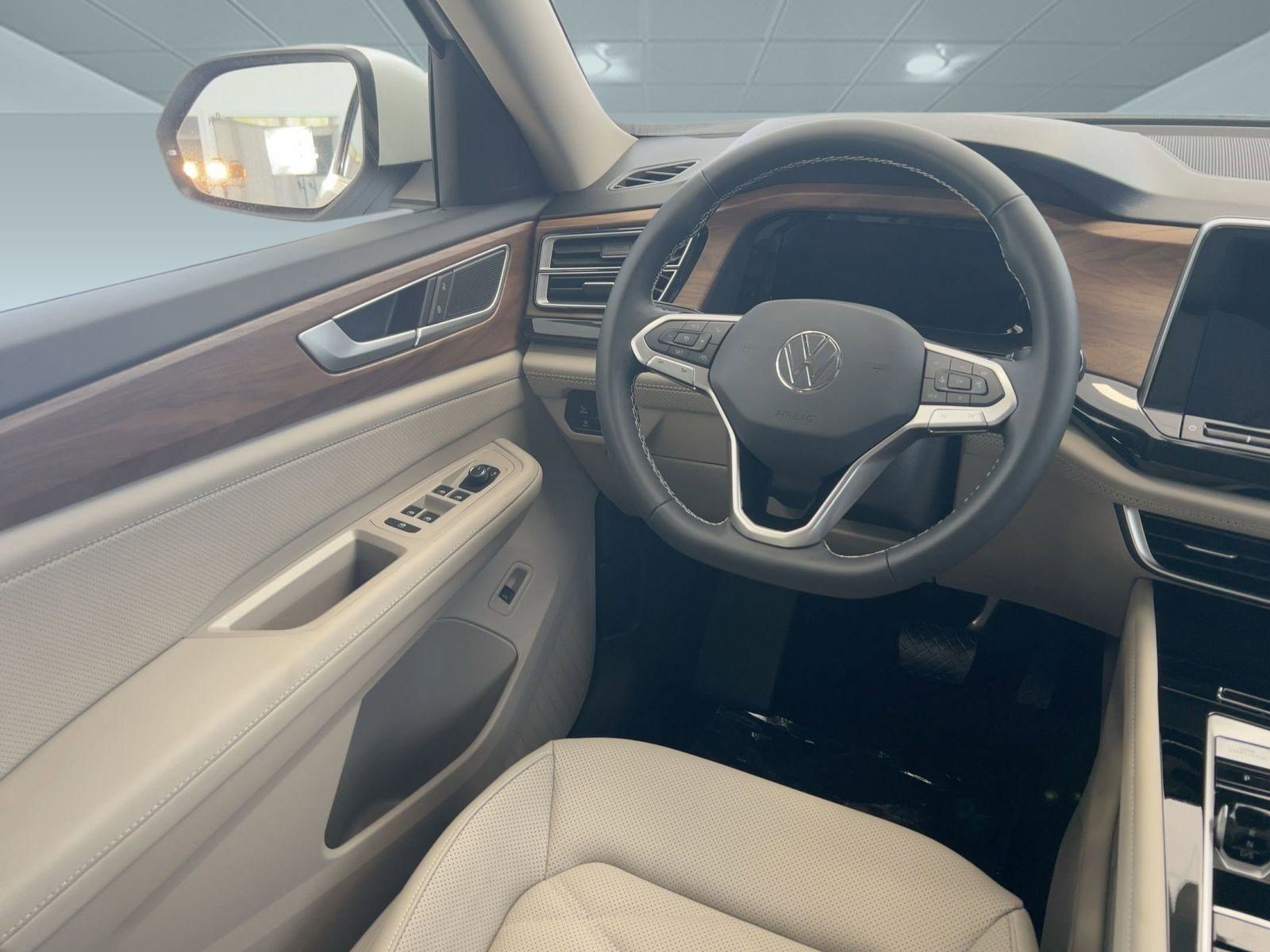 2026 Volkswagen Atlas SE w/Tech - Photo 34
