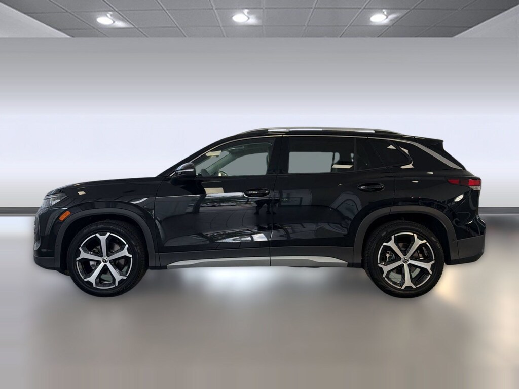 New 2026 Volkswagen Tiguan 2.0T SE SUV