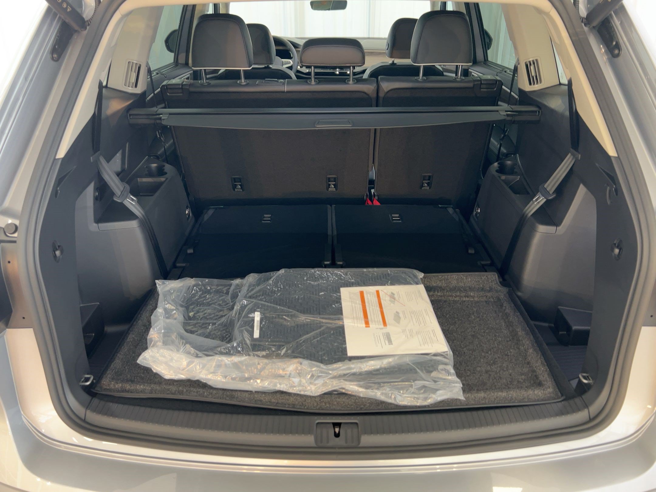 2026 Volkswagen Atlas SEL Premium R-Line - Photo 33