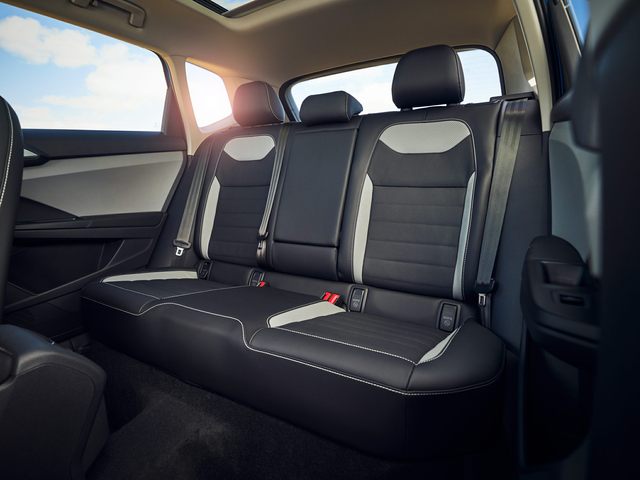 Volkswagen Taos interior