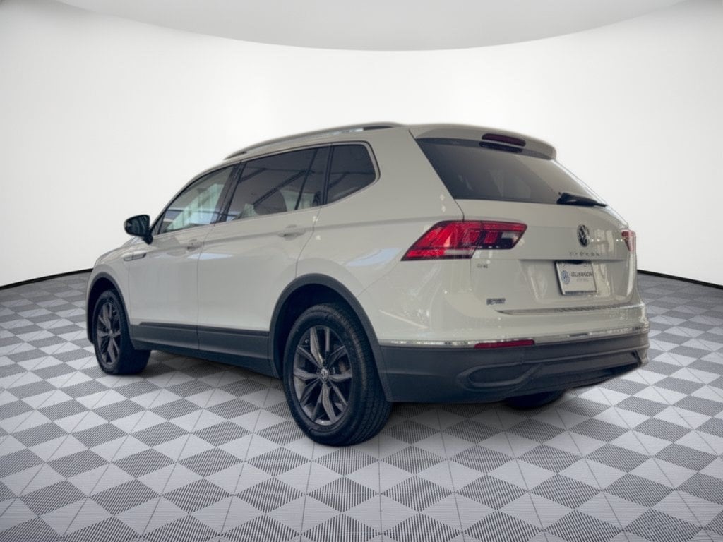 Used 2022 Volkswagen Tiguan SE 2.0T SE FWD