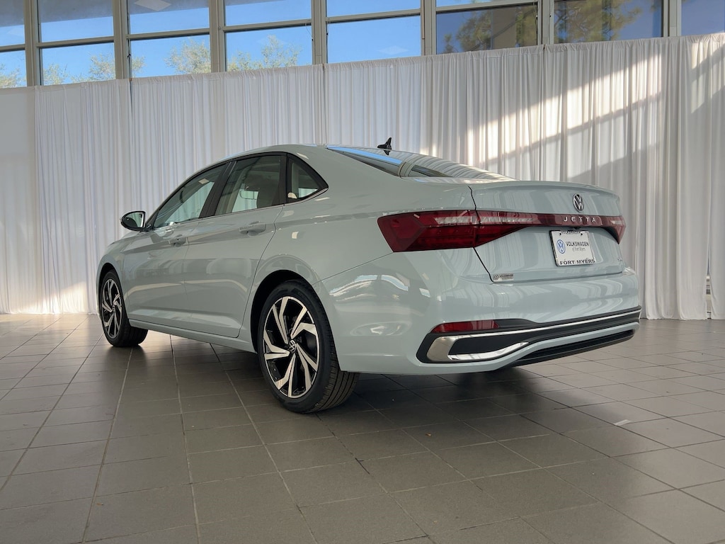 New 2026 Volkswagen Jetta 1.5T SEL Sedan