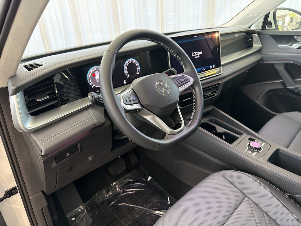 New 2026 Volkswagen Tiguan SE SUV