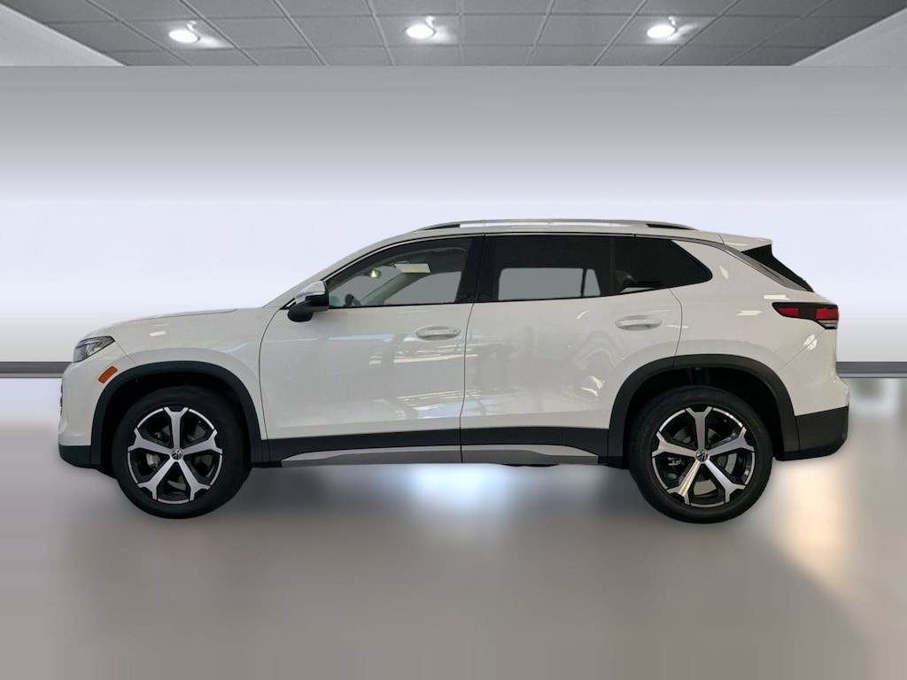 New 2026 Volkswagen Tiguan SE SUV