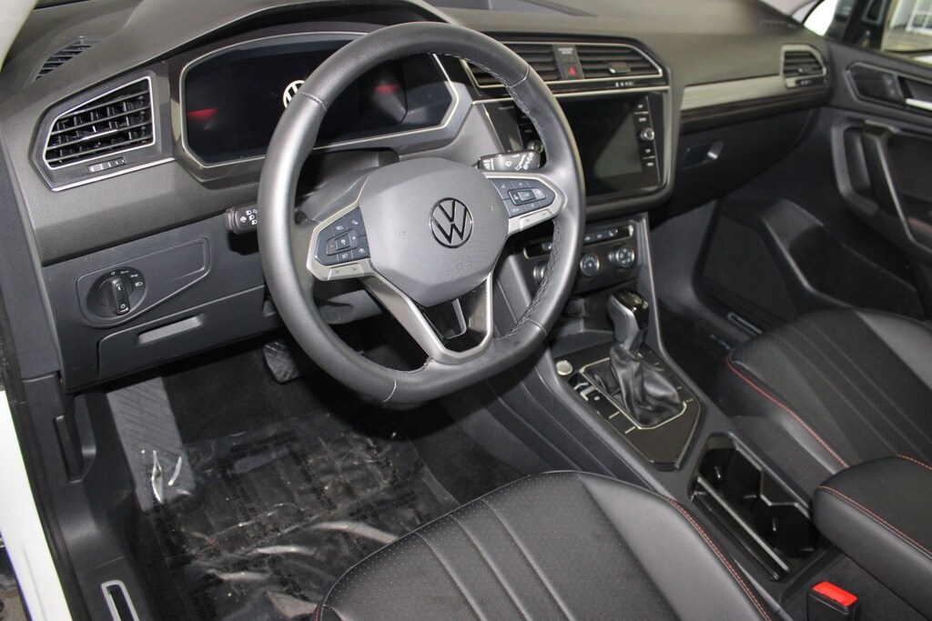 Used 2024 Volkswagen Tiguan Wolfsburg Edition 2.0T Wolfsburg Edition FWD