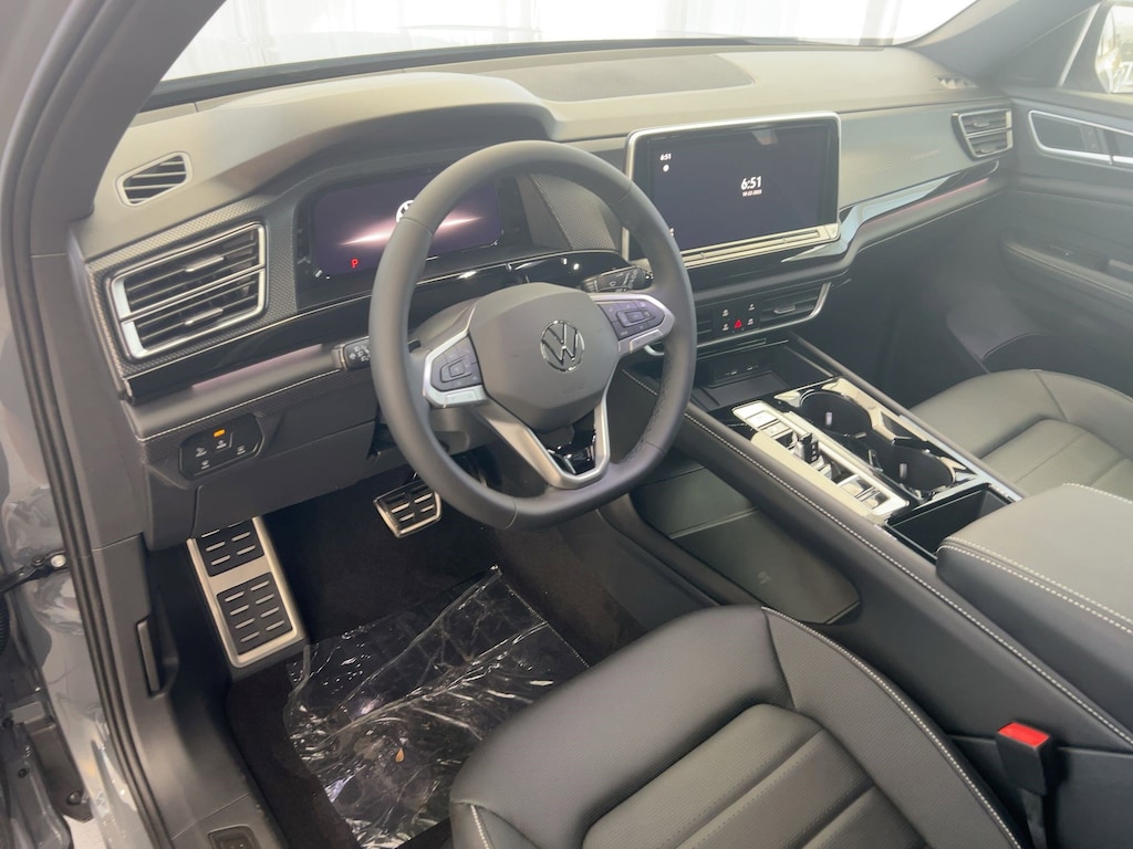 New 2026 Volkswagen Atlas Cross Sport 2.0T SEL R-Line Black SUV