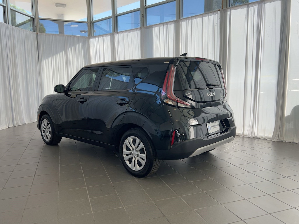 Used 2023 Kia Soul LX LX IVT
