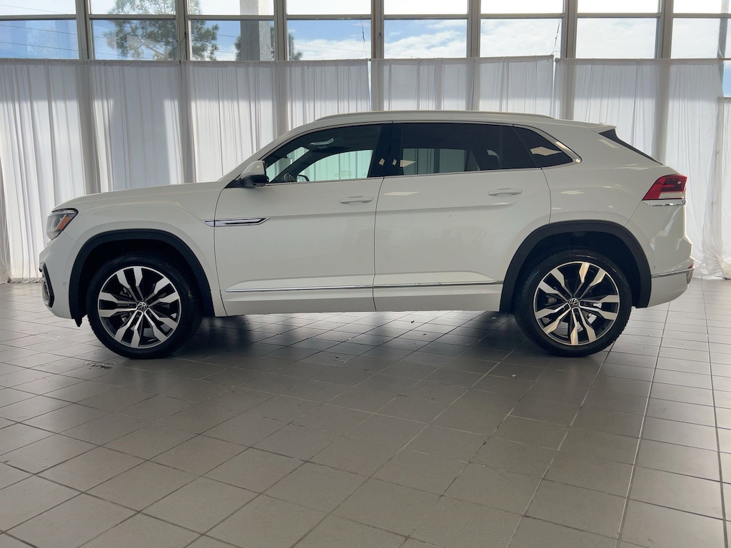Used 2023 Volkswagen Atlas Cross Sport 3.6L V6 SEL Premium R-Line 3.6L V6 SEL Premium R-Line 4MOTION