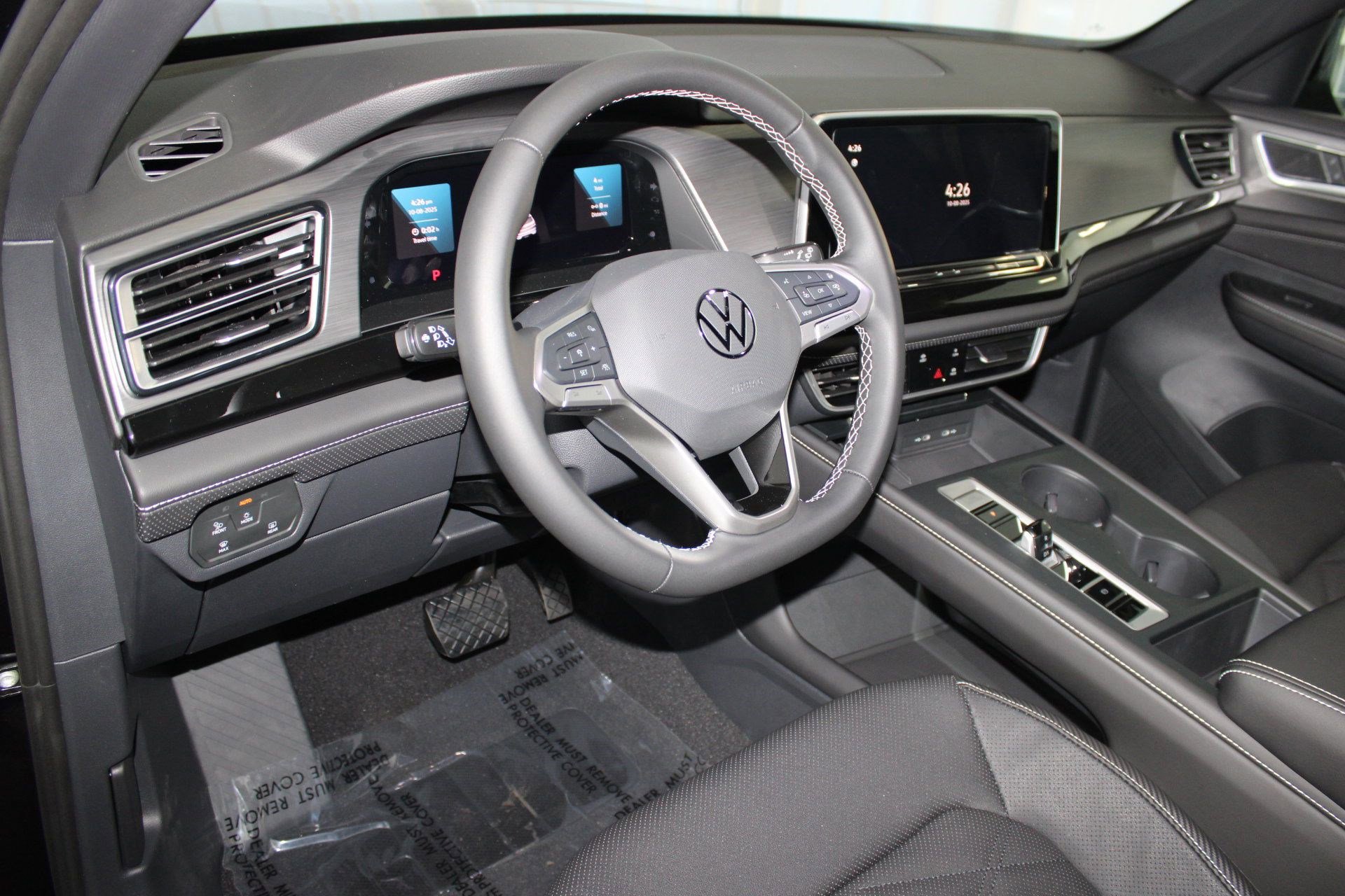 2026 Volkswagen Atlas Cross Sport SE photo 3