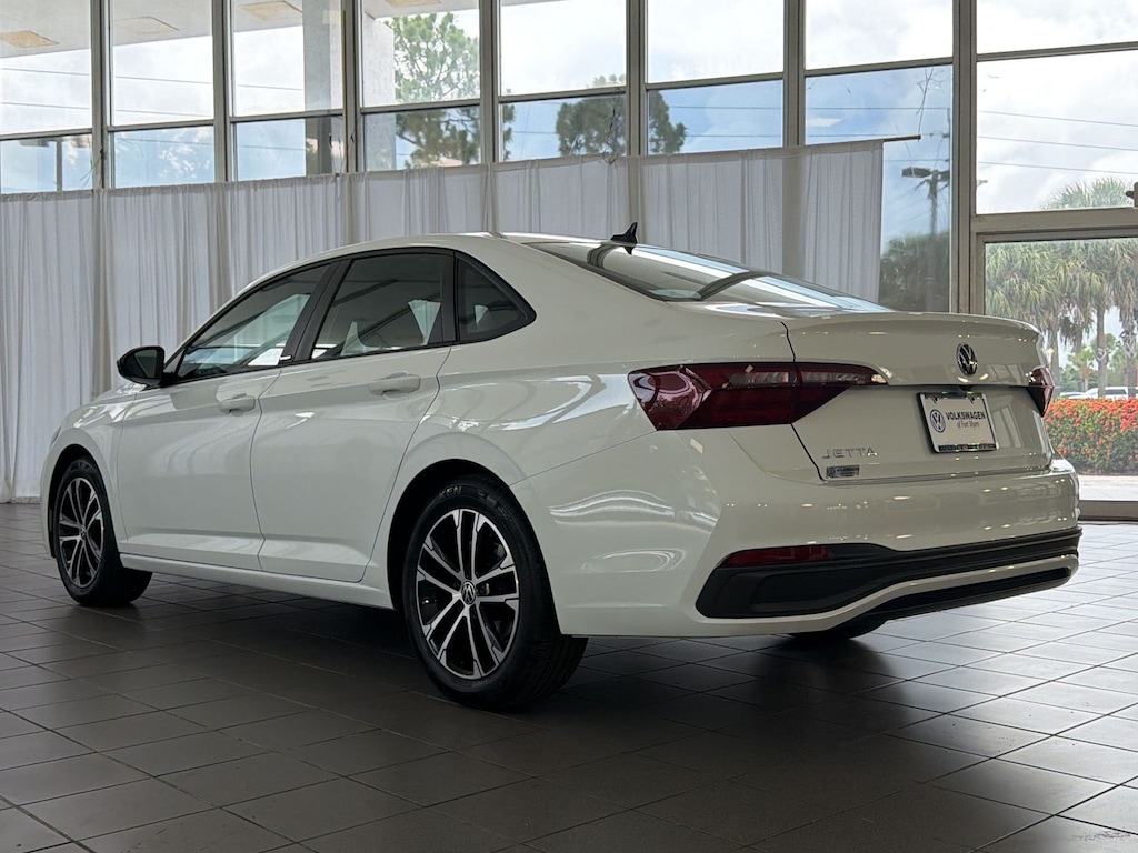 Certified 2024 Volkswagen Jetta Sport Sport Auto