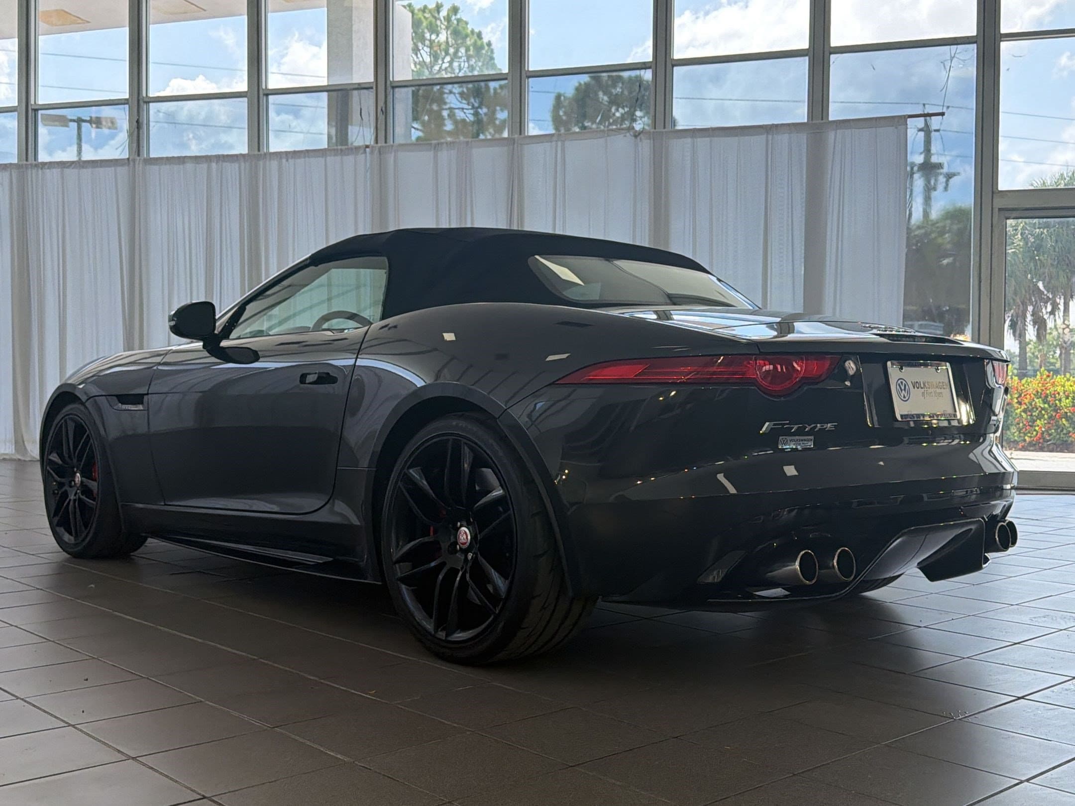 F-TYPE R Convertible