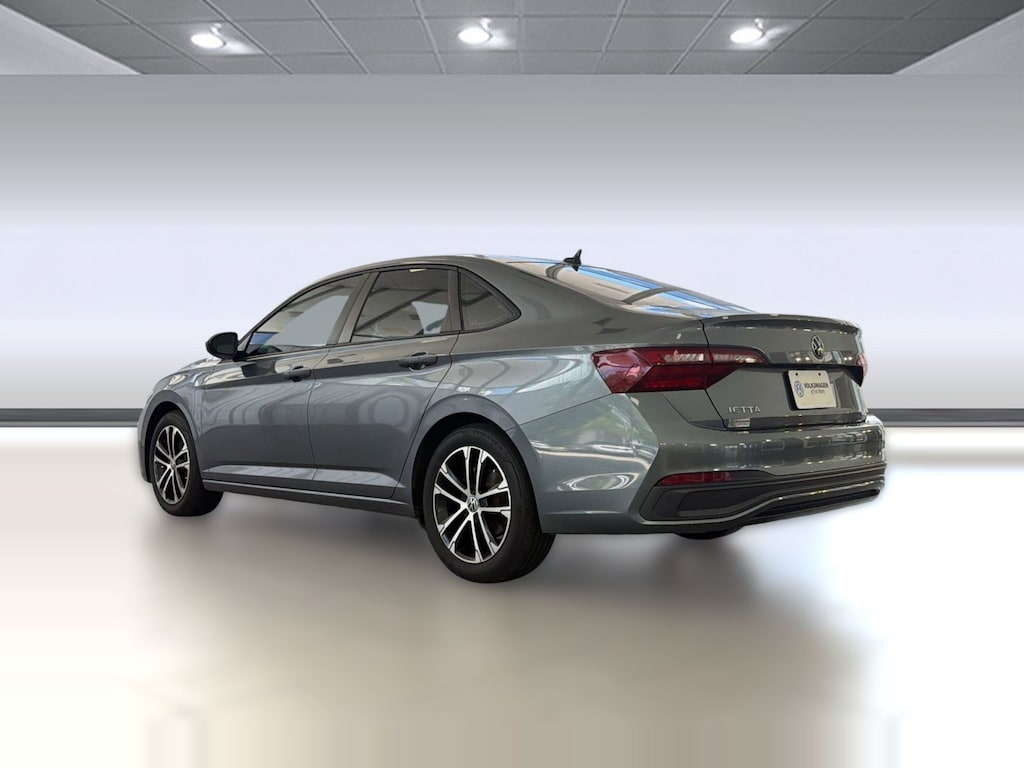 Used 2022 Volkswagen Jetta Sport Sport Auto