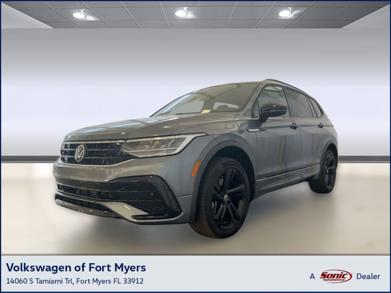2023 Volkswagen Tiguan SE R-LINE BLACK