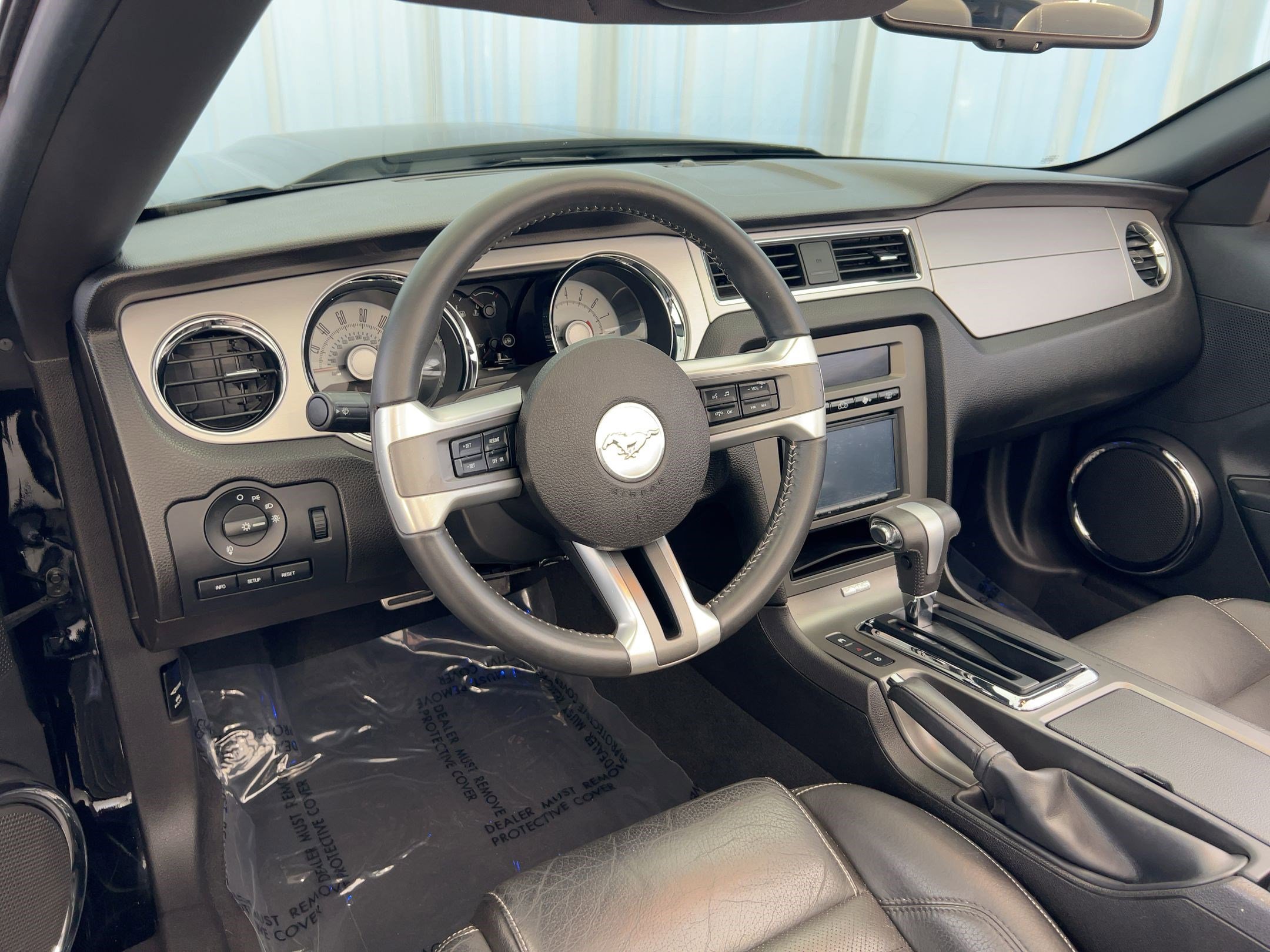 2010 Ford Mustang GT Convertible photo 4