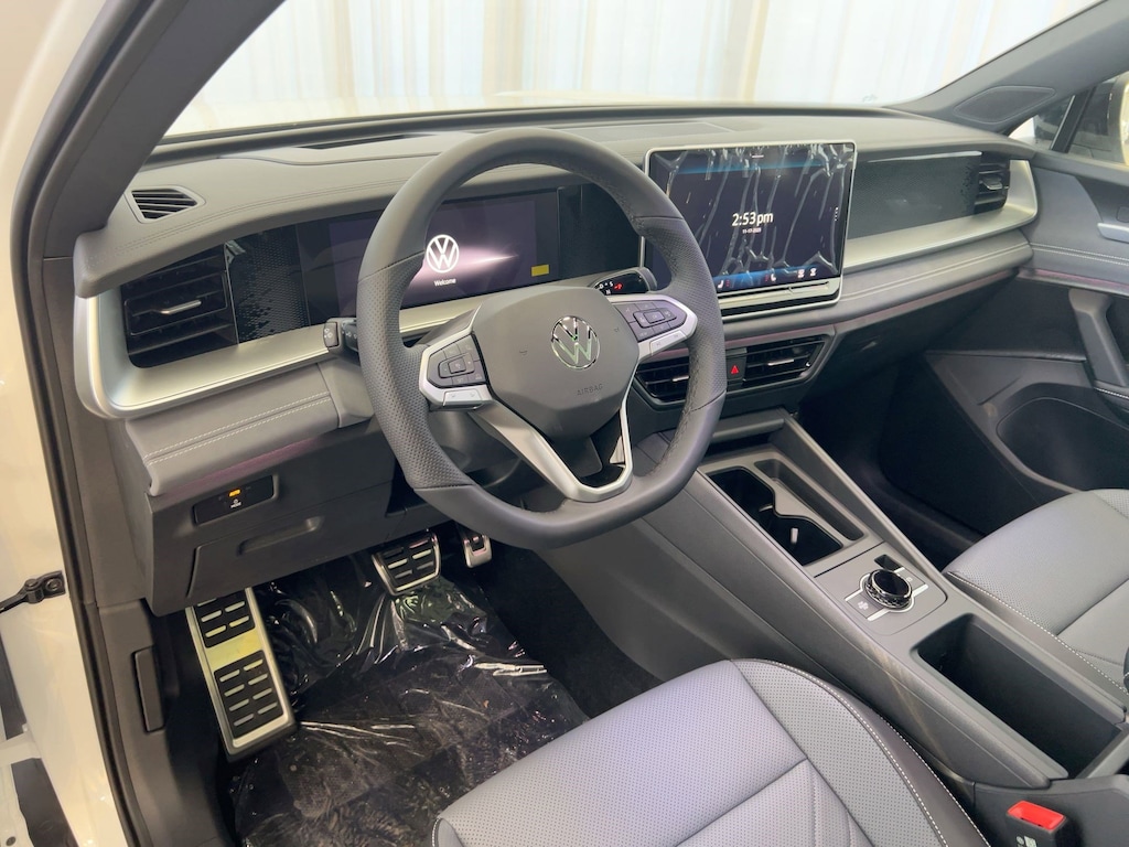 New 2026 Volkswagen Tiguan 2.0T SE SUV