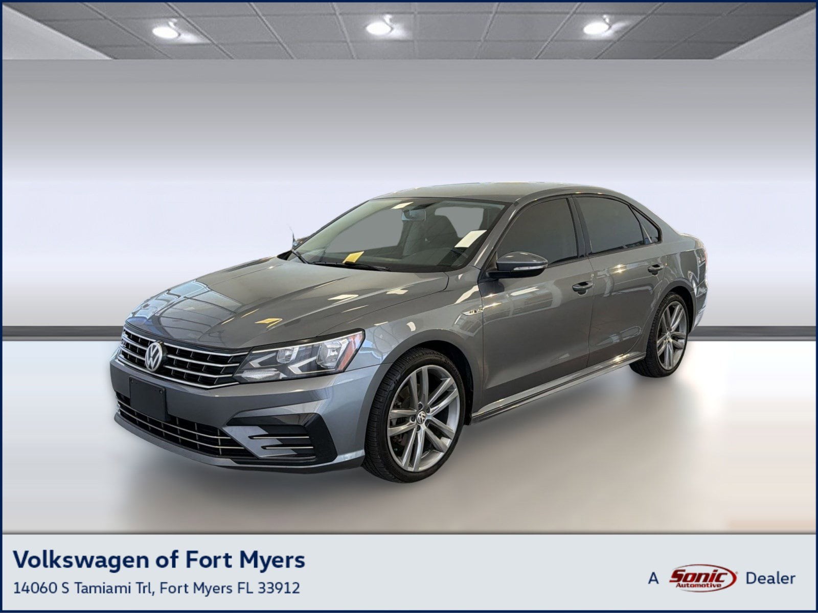 2018 Volkswagen Passat R-Line