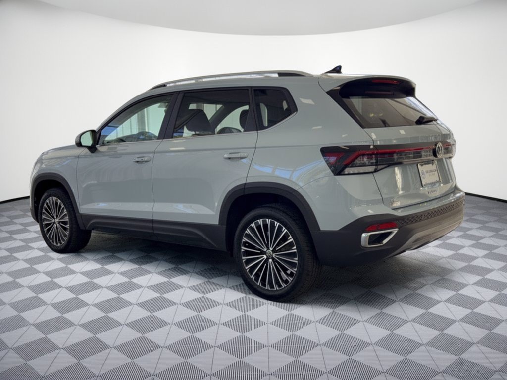 New 2027 Volkswagen Taos 1.5T SE SUV