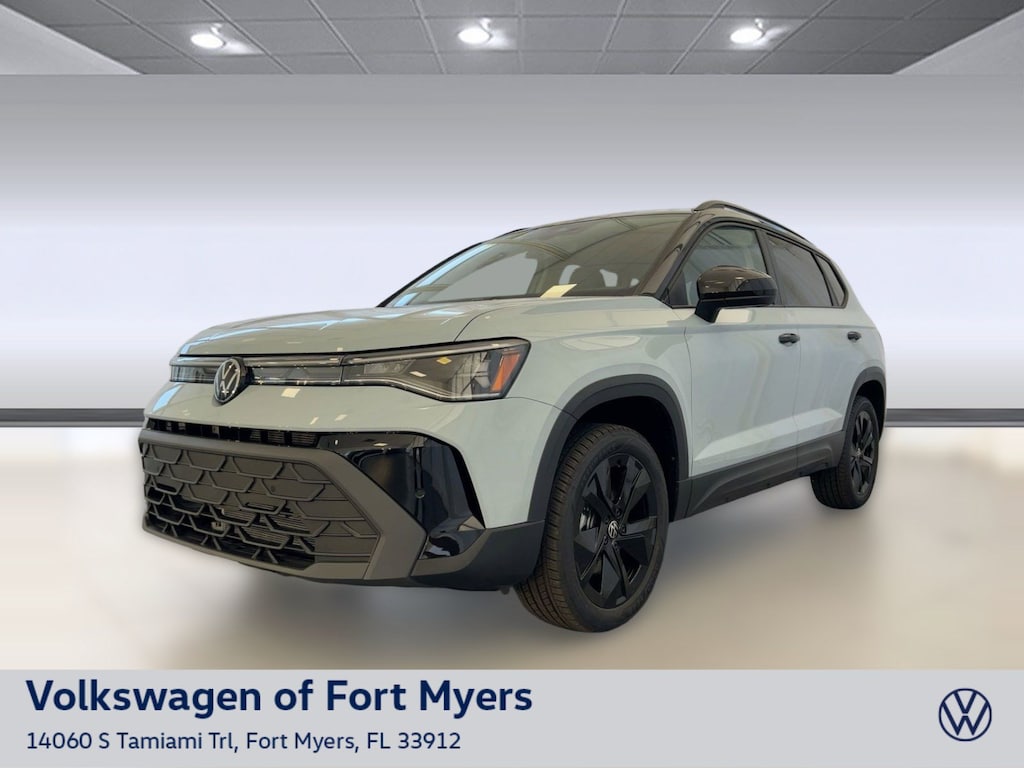 New 2026 Volkswagen Taos 1.5T SE Black SUV