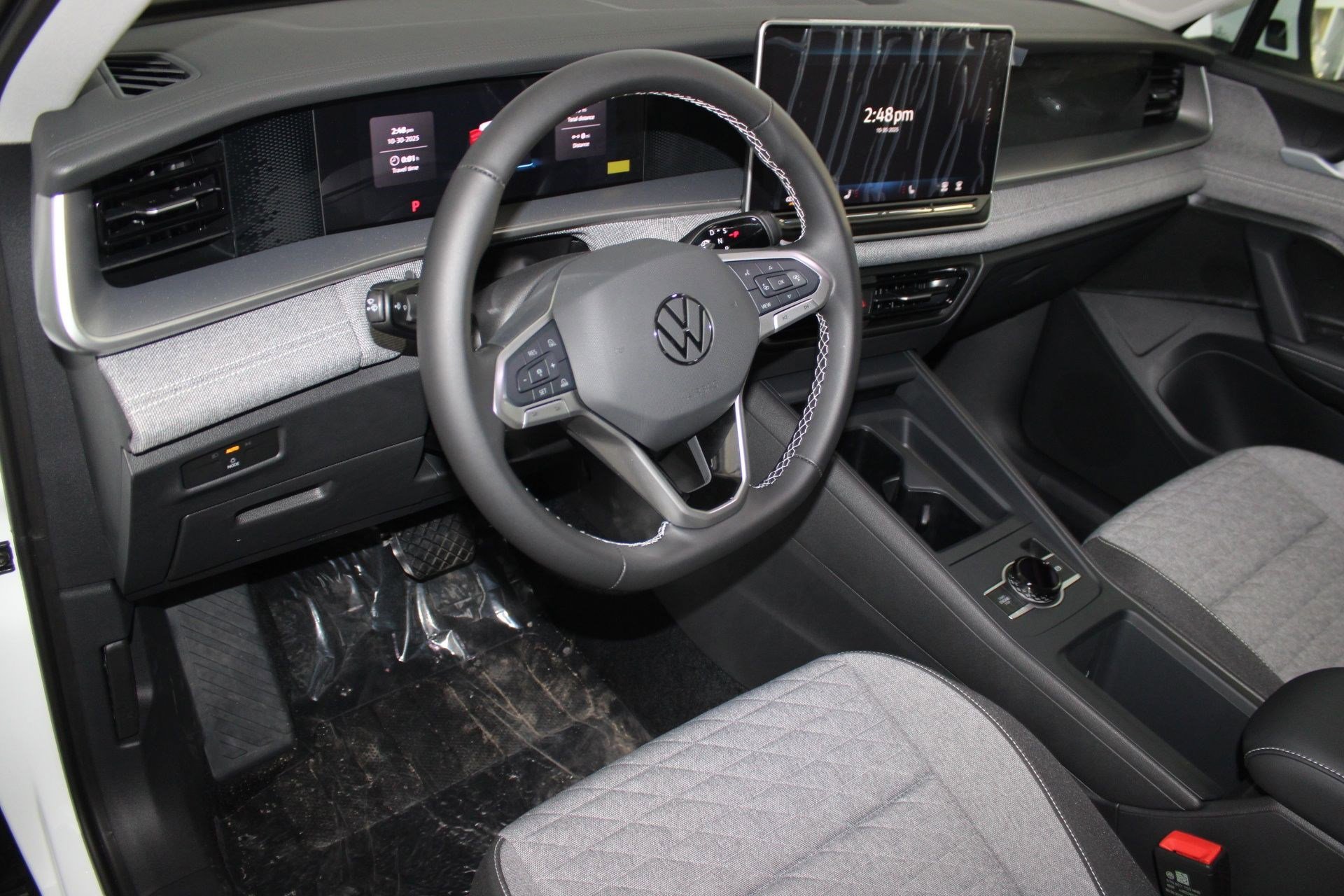 2026 Volkswagen Tiguan S photo 3