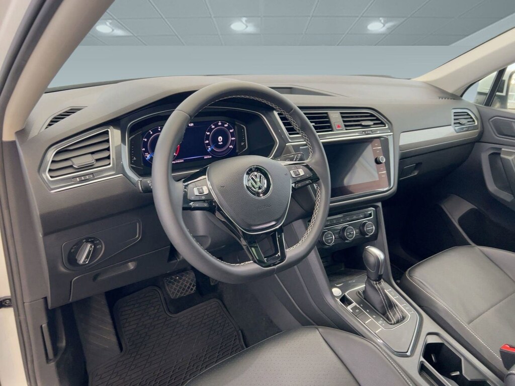 Used 2021 Volkswagen Tiguan SEL 2.0T SEL FWD