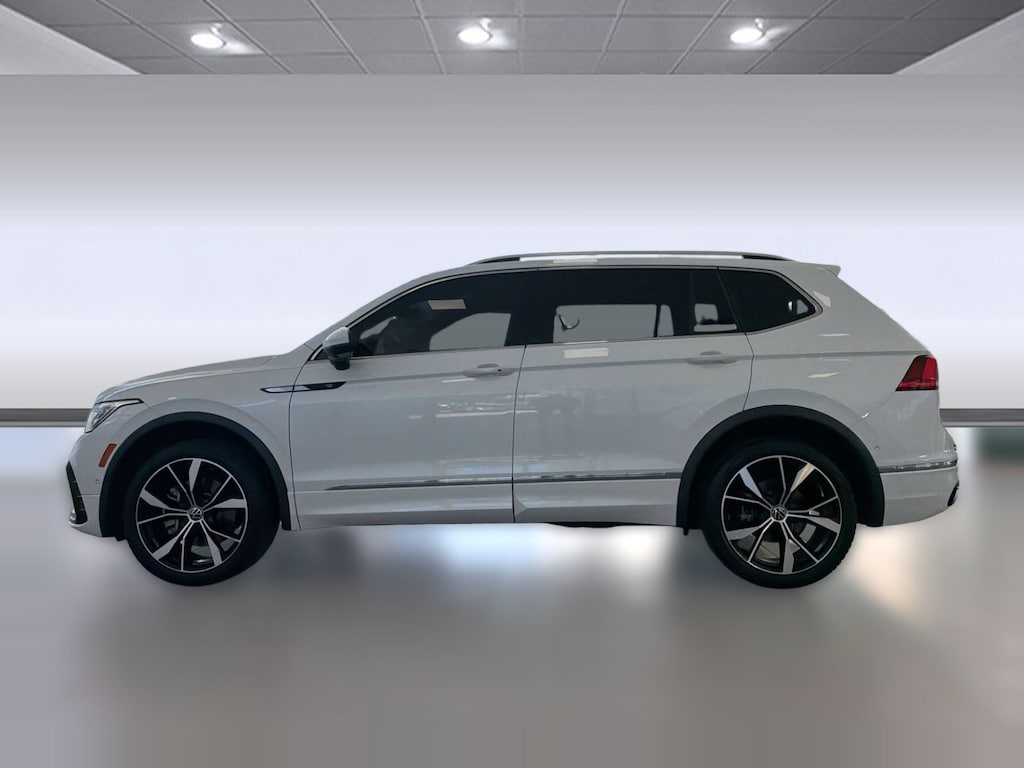 Certified 2024 Volkswagen Tiguan SEL R-Line 2.0T SEL R-Line 4MOTION