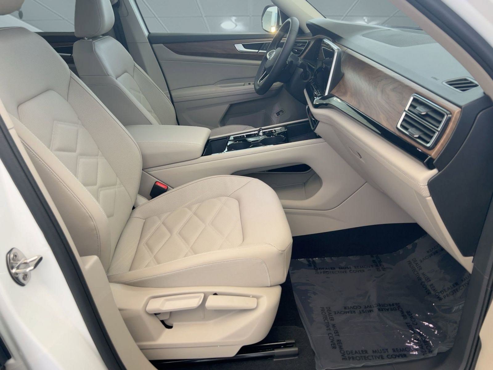 2026 Volkswagen Atlas SE w/Tech - Photo 24