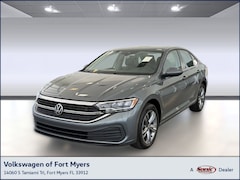 Used 2023 Volkswagen Jetta SE SE Auto in Fort Myers