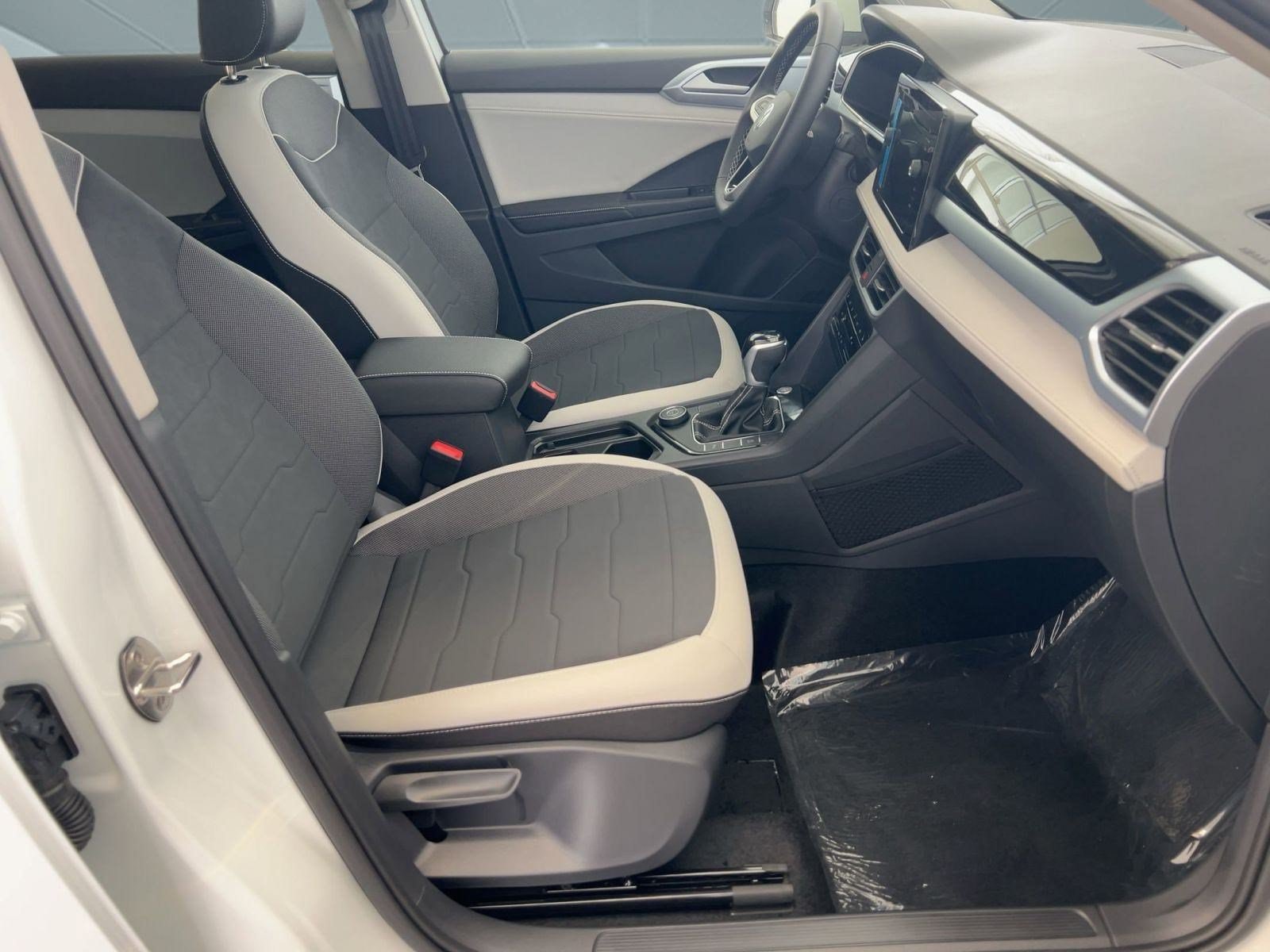 2026 Volkswagen Taos SE - Photo 26
