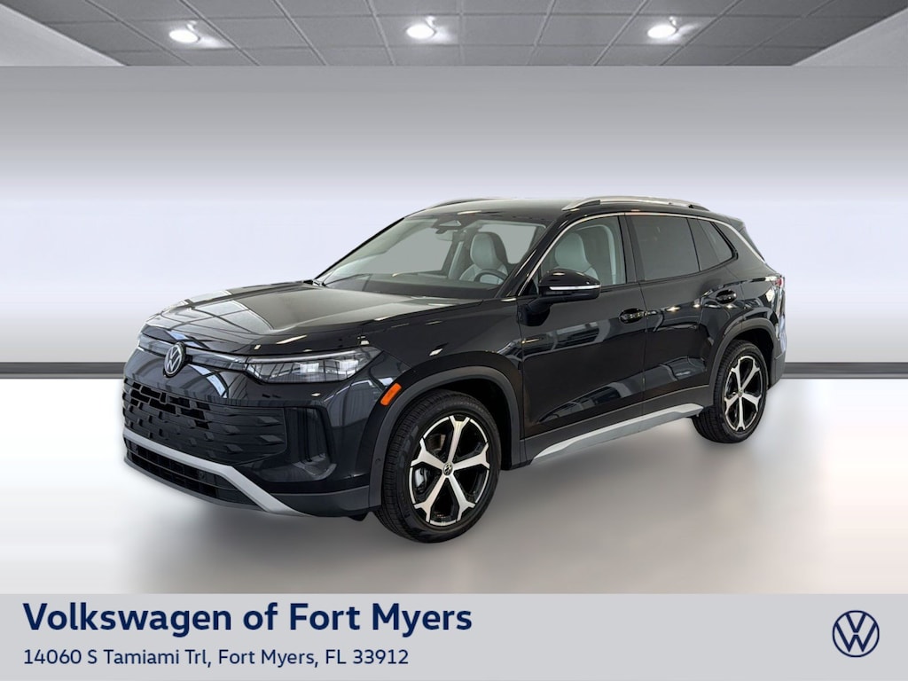 New 2026 Volkswagen Tiguan 2.0T SE SUV