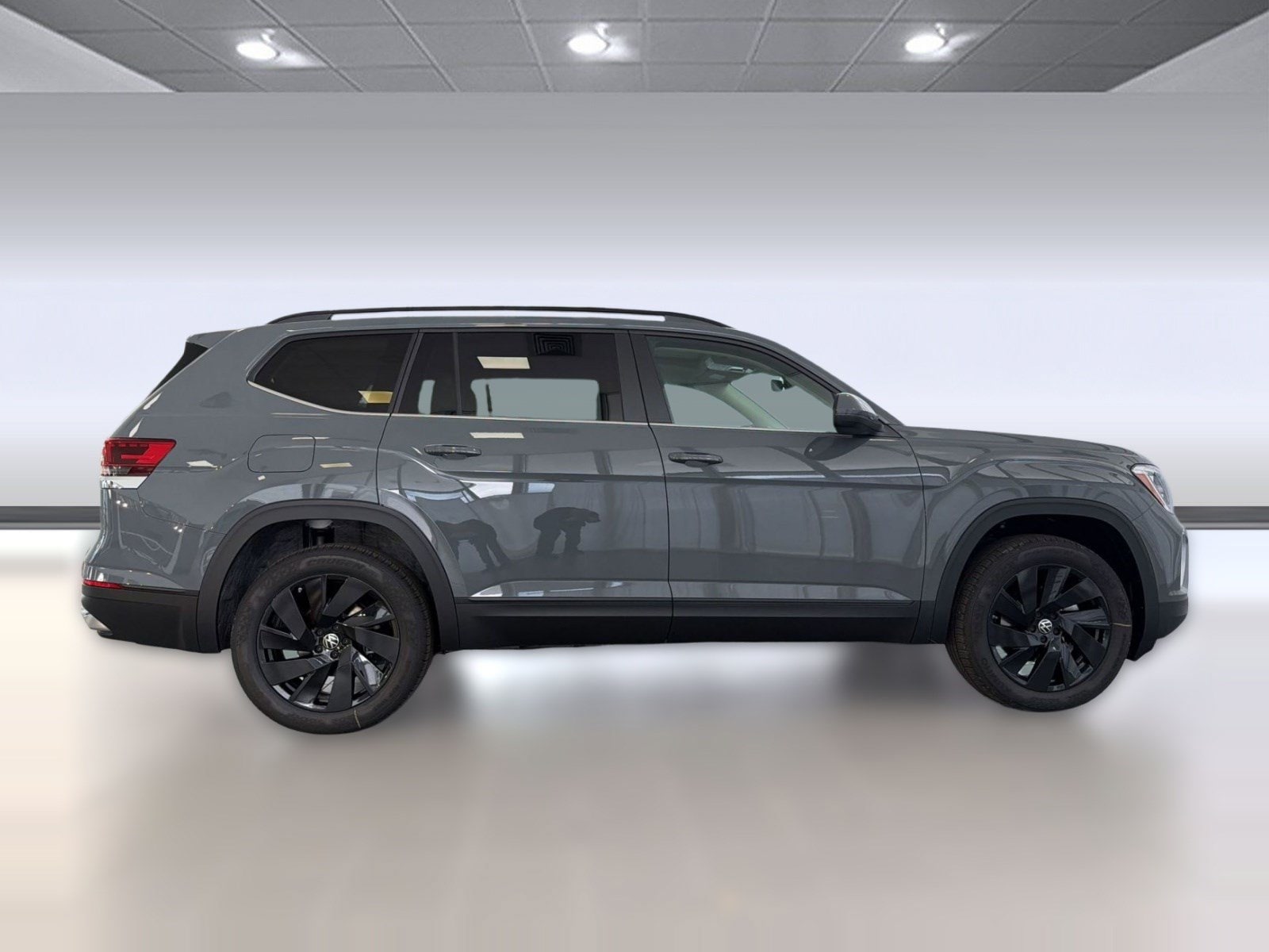 2026 Volkswagen Atlas SE w/Tech - Photo 8