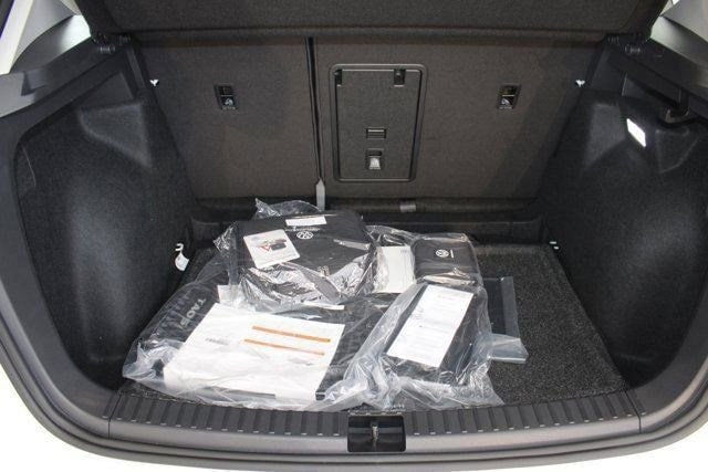 2024 Volkswagen Taos S - Photo 31