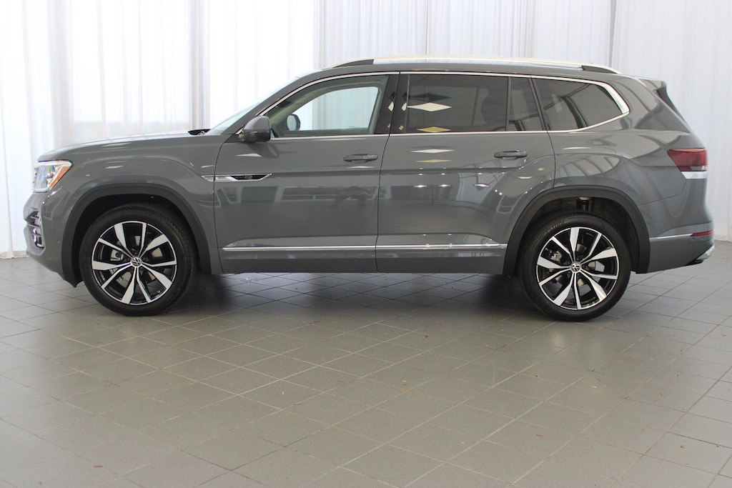 New 2026 Volkswagen Atlas 2.0T SEL Premium R-Line SUV