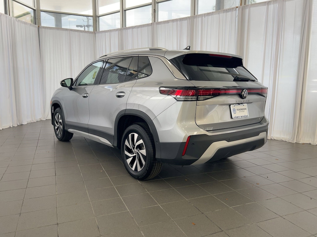 New 2026 Volkswagen Tiguan S 2.0T S 4MOTION