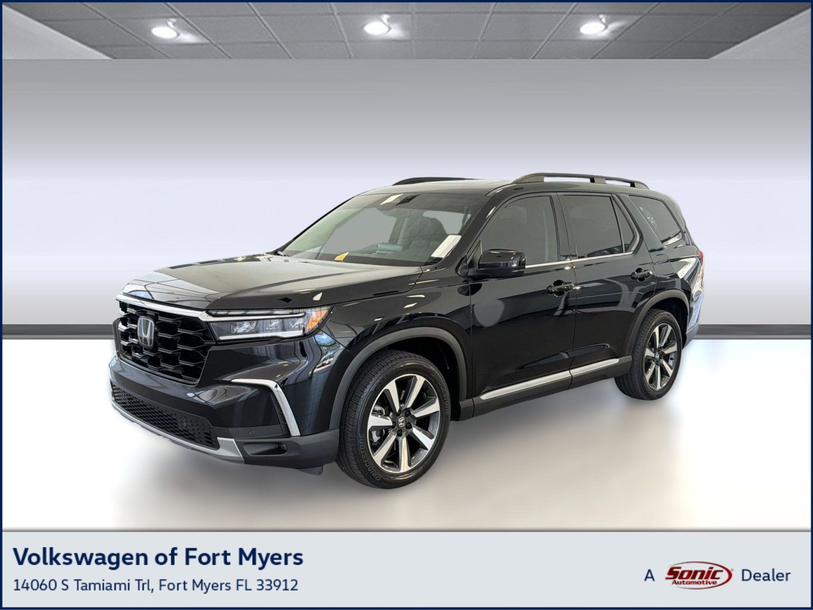 2024 Honda Pilot Touring AWD's photo