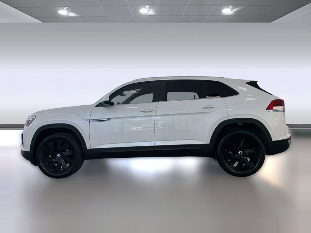 New 2026 Volkswagen Atlas Cross Sport 2.0T SE w/Technology SUV