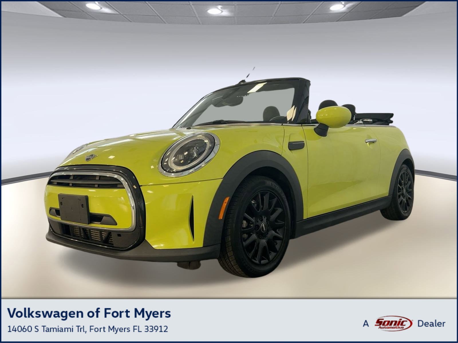 2022 MINI Convertible Base's photo