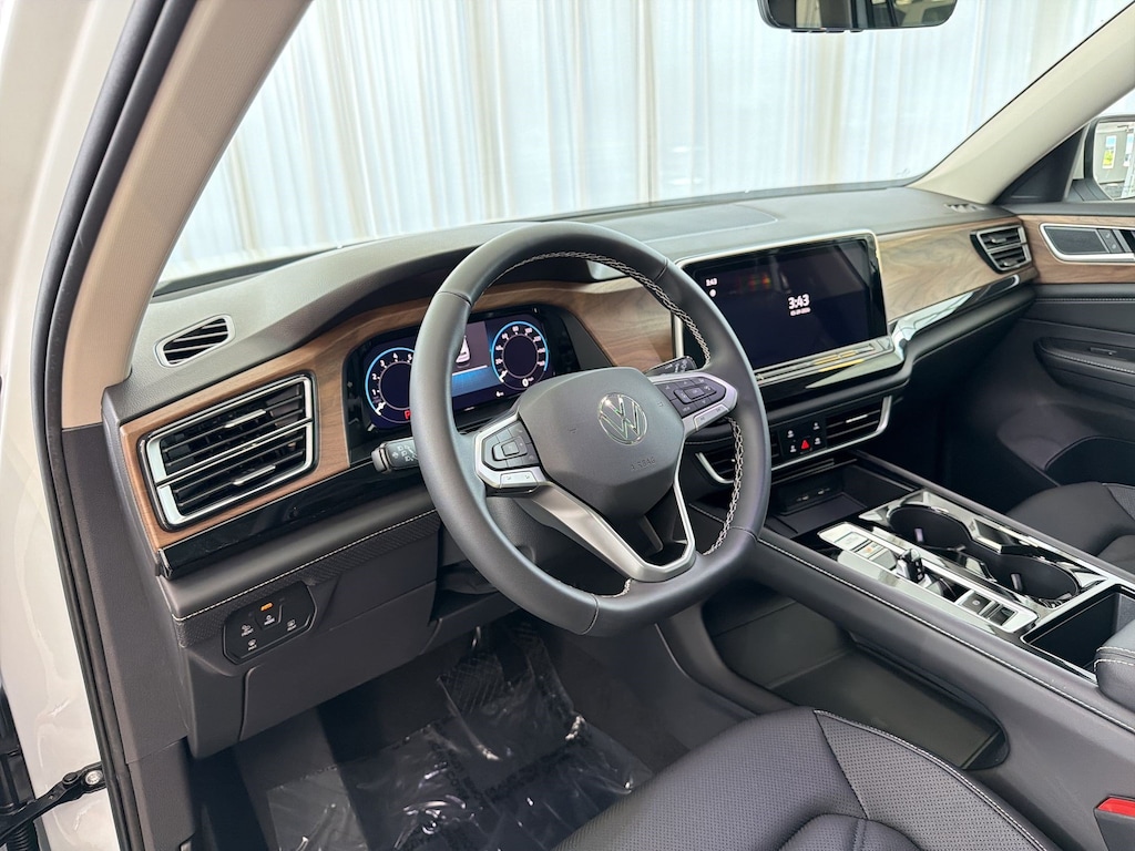 New 2026 Volkswagen Atlas 2.0T SE w/Technology SUV