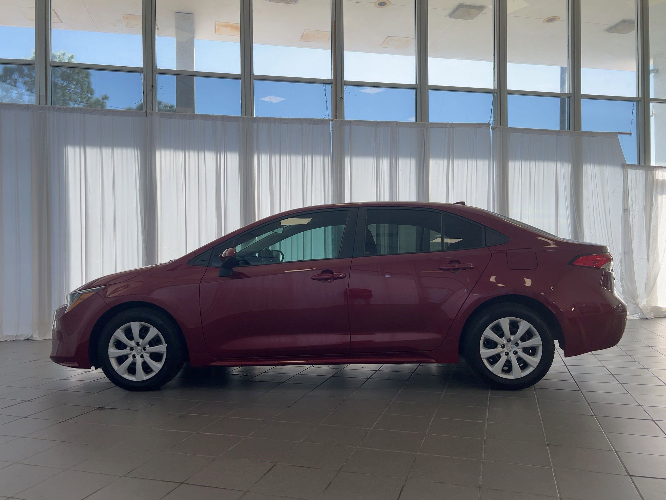 2024 Toyota Corolla LE photo 2