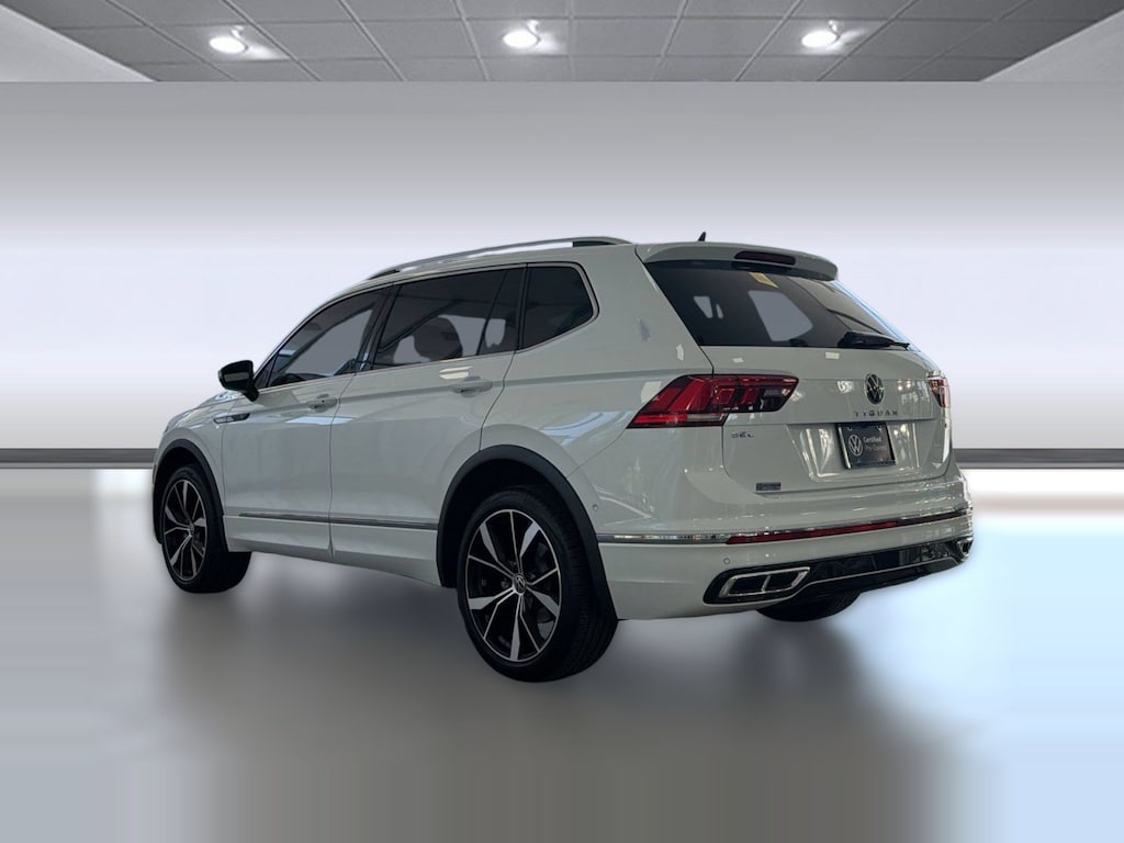 Certified 2024 Volkswagen Tiguan SEL R-Line 2.0T SEL R-Line 4MOTION