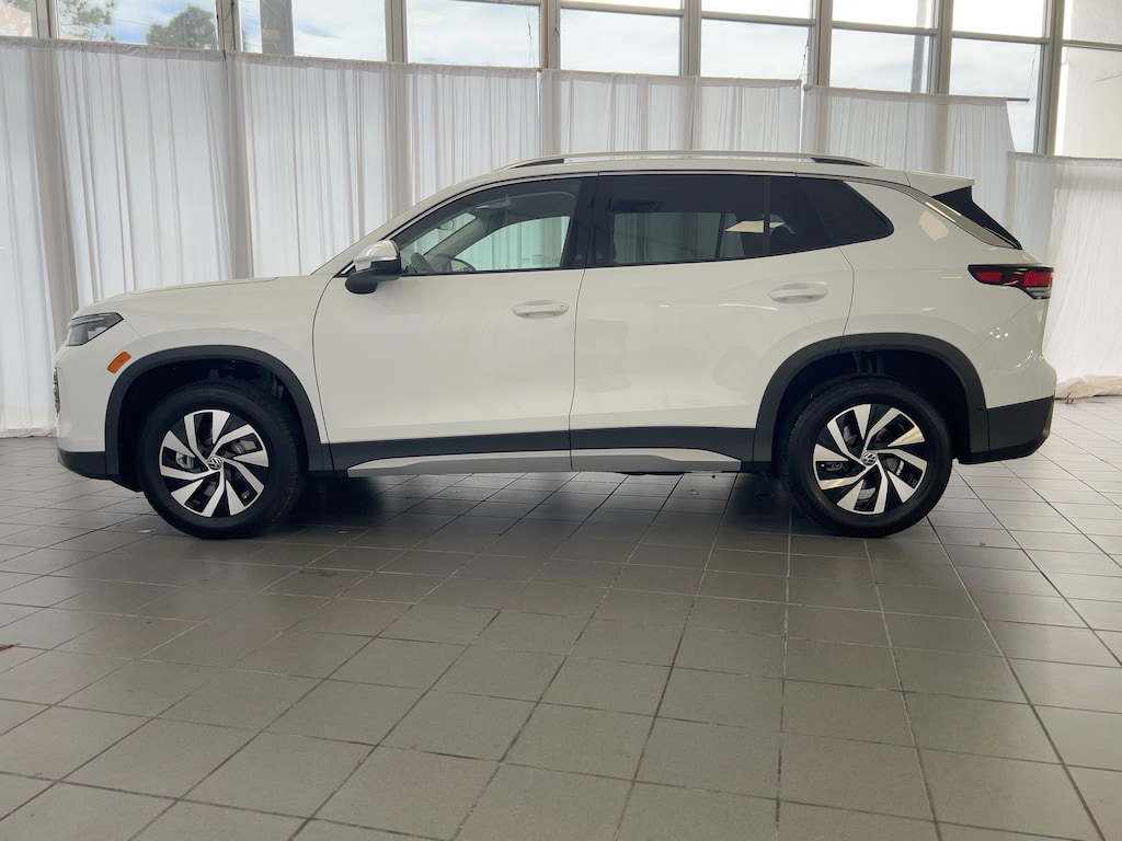 New 2026 Volkswagen Tiguan S 2.0T S 4MOTION