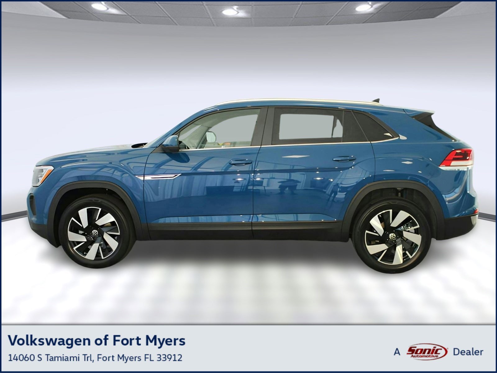 2025 Volkswagen Atlas Cross Sport 2.0T SE w/Technology 4MOTION 