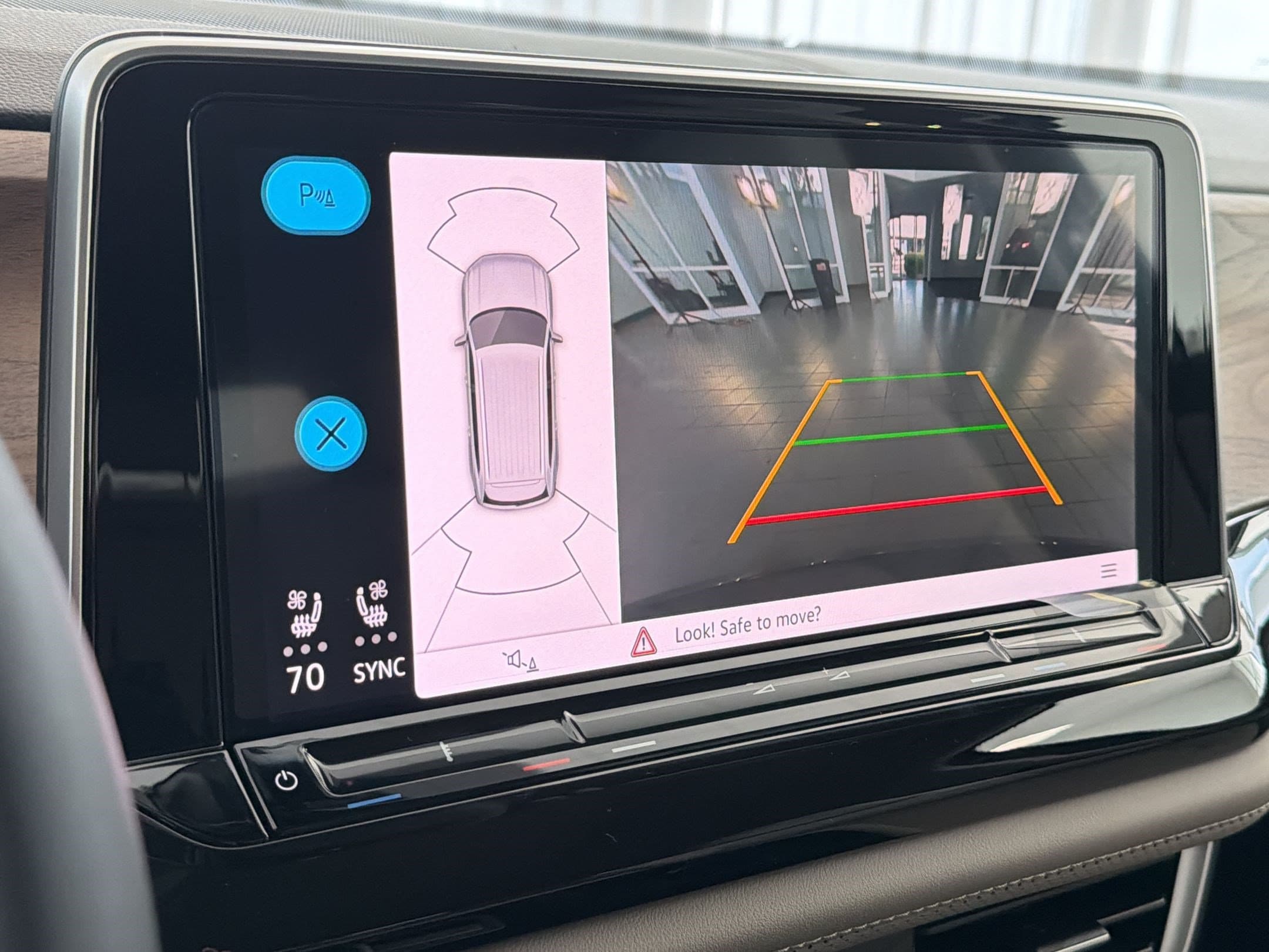 2026 Volkswagen Atlas SE w/Tech - Photo 26