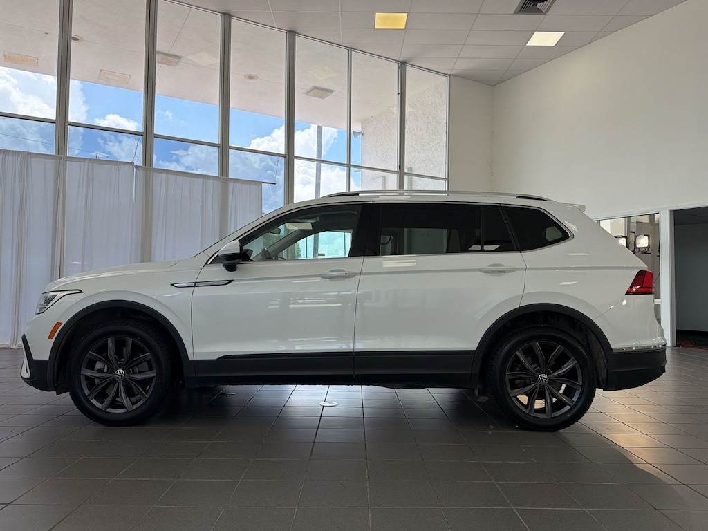 Certified 2023 Volkswagen Tiguan SE 2.0T SE FWD
