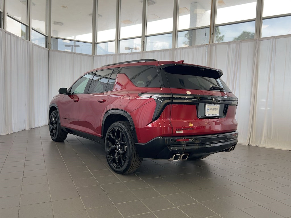 Used 2024 Chevrolet Traverse FWD RS RS w/1RS