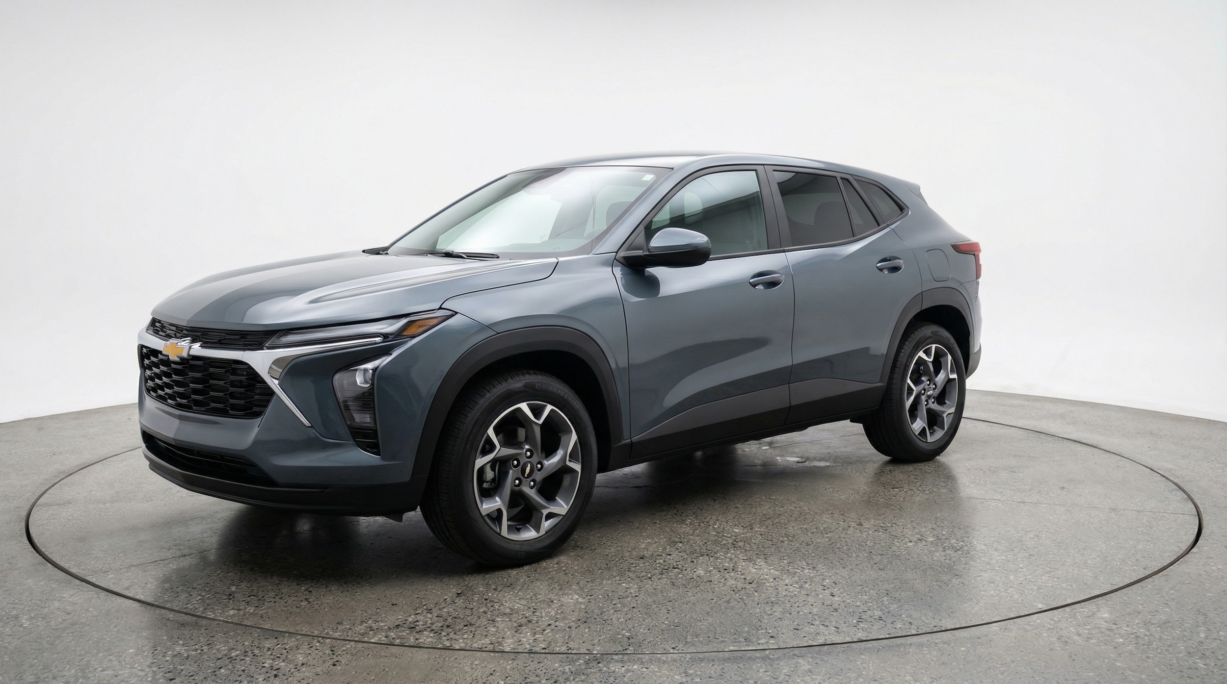 Thumbnail: 2025 Chevrolet Trax - 3