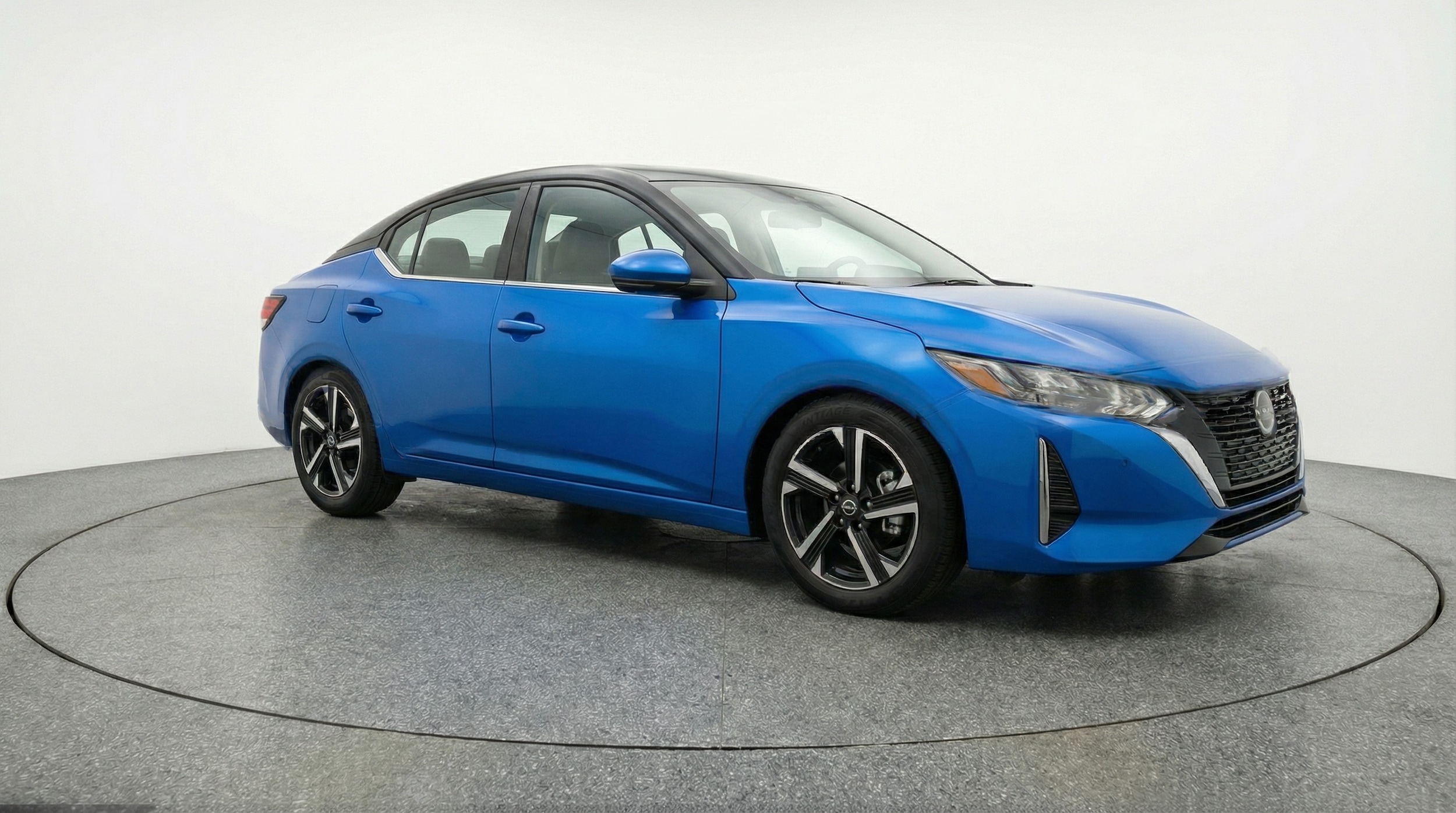 Thumbnail: 2025 Nissan Sentra - 1