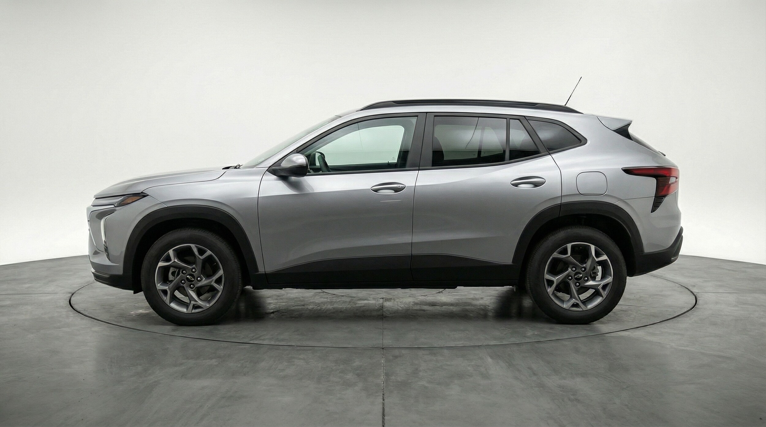 Thumbnail: 2025 Chevrolet Trax - 4