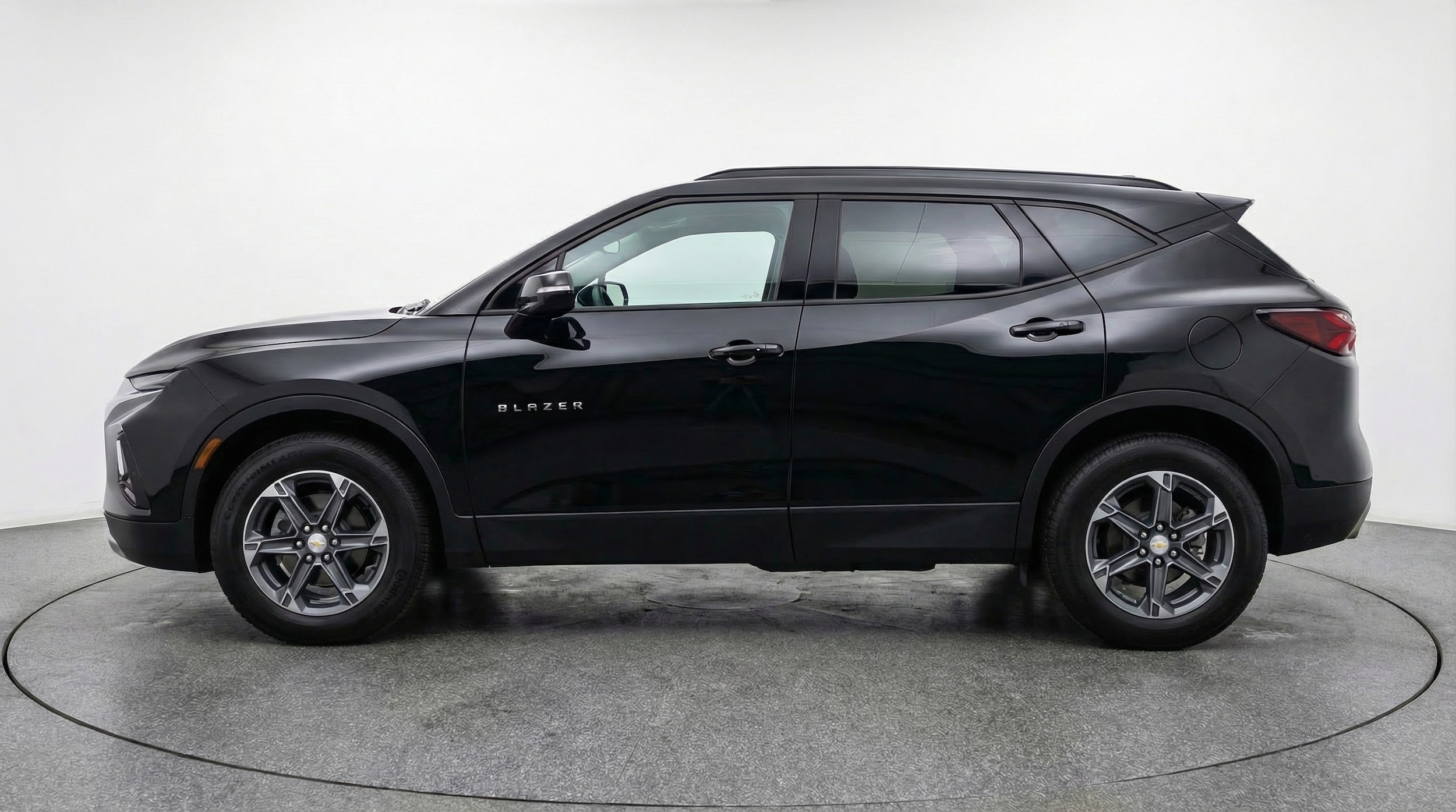 Thumbnail: 2025 Chevrolet Blazer - 4