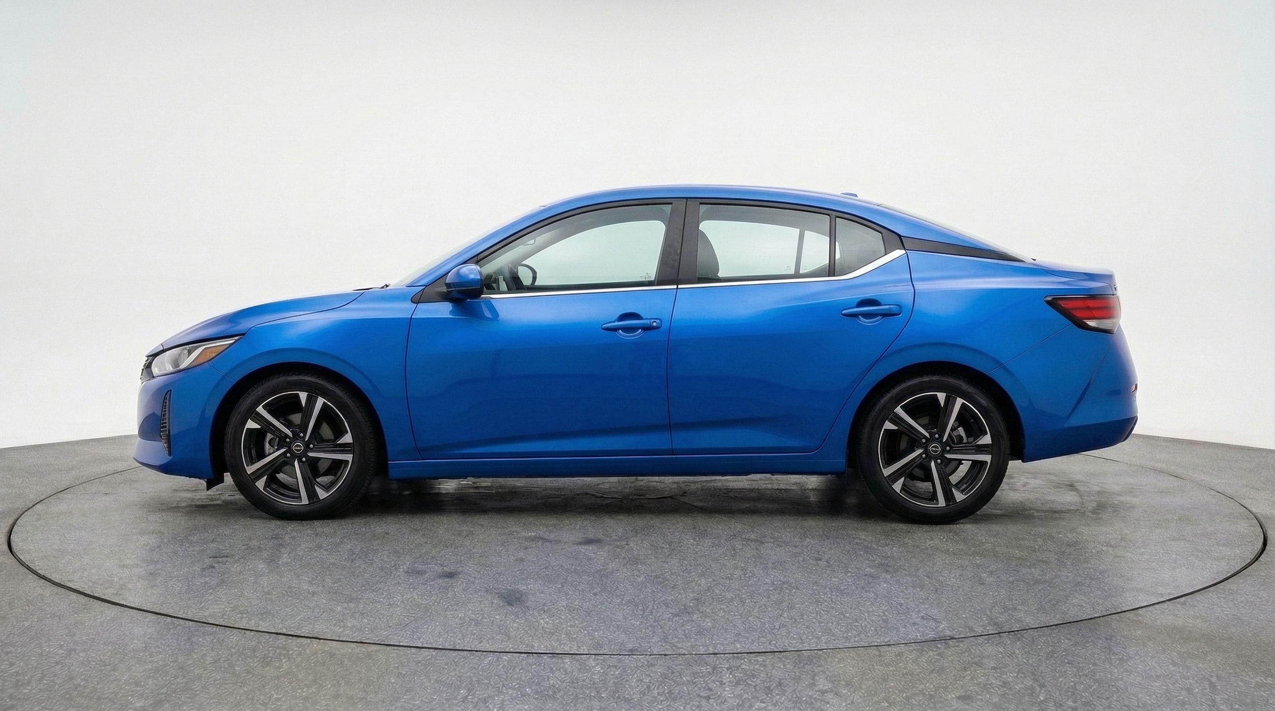 Thumbnail: 2025 Nissan Sentra - 4