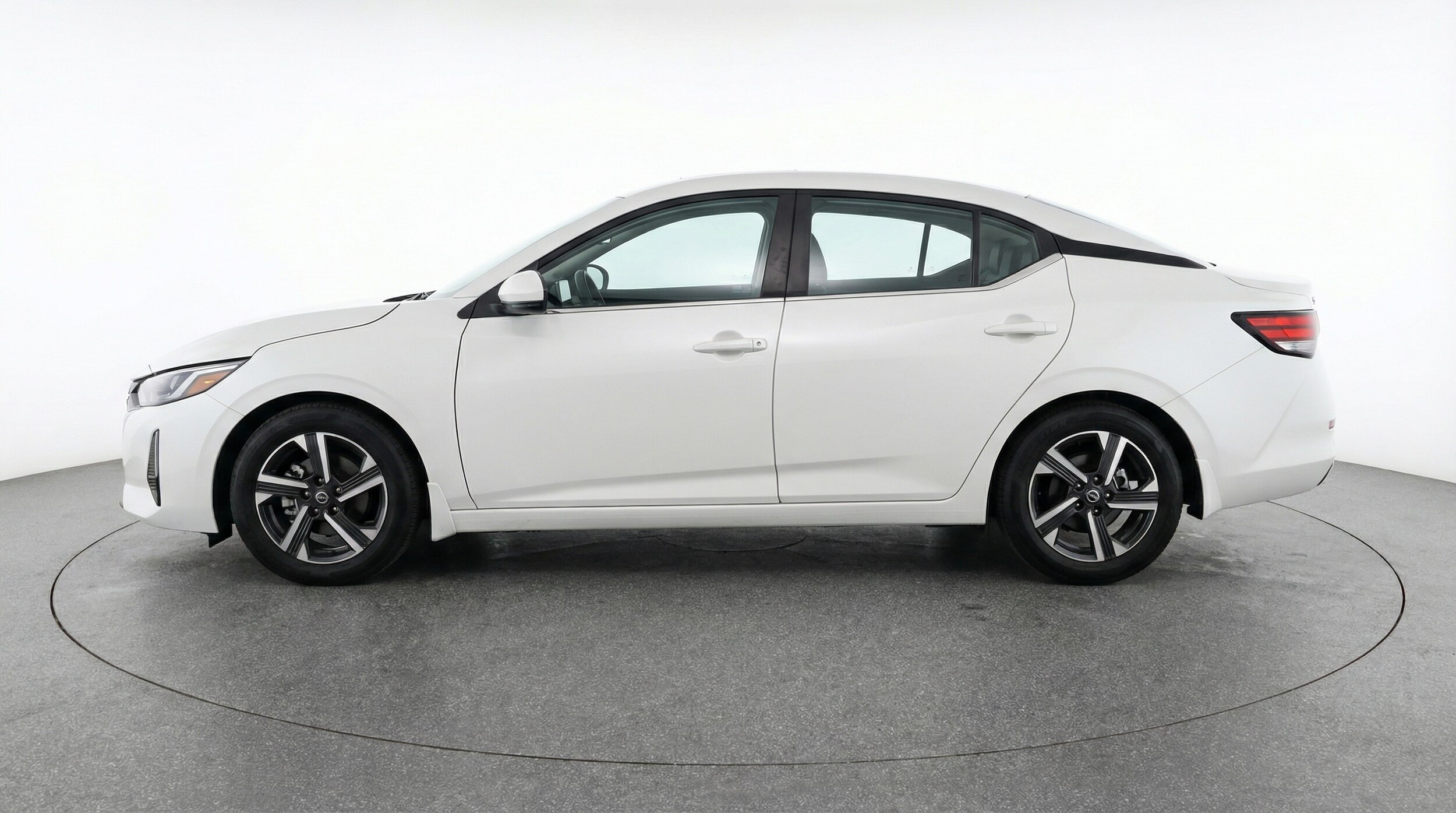 Thumbnail: 2025 Nissan Sentra - 4